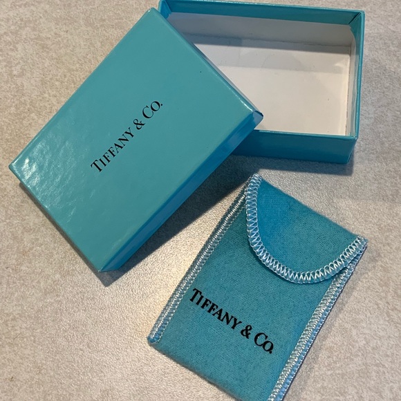 💥💥💥SOLD💥💥💥Vintage Tiffany & Co. Key Ring - Picture 8 of 8